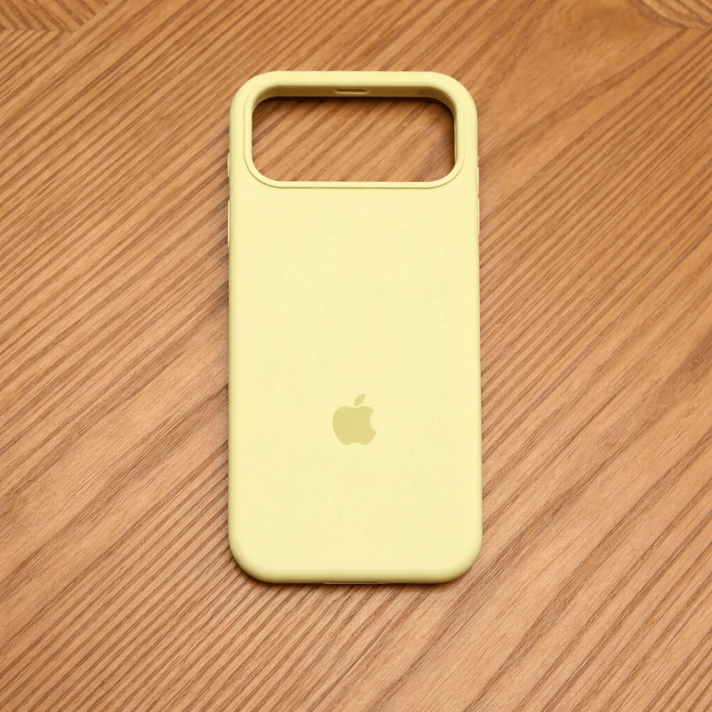 Coque en Silicone Compatible MagSafe avec Surface Douce au Toucher pour iPhone