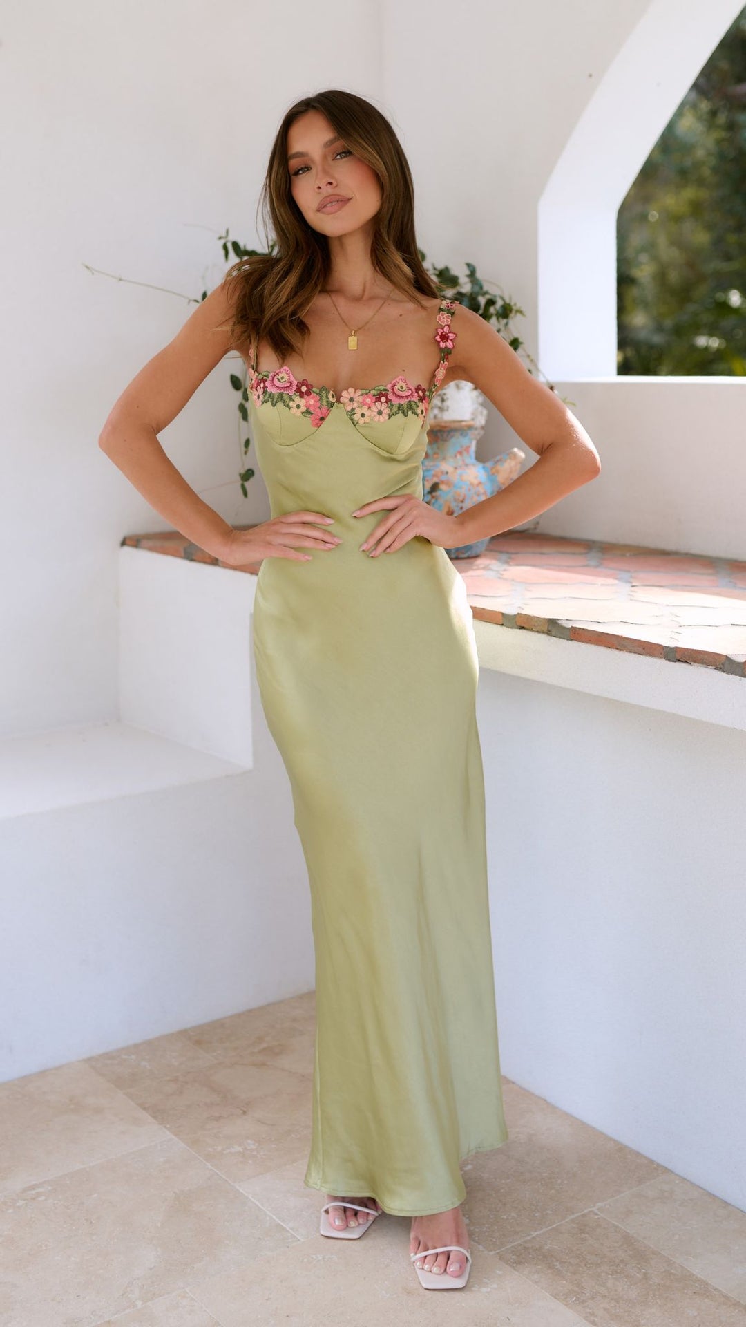Robe Maxi Brodée Florale de Fête