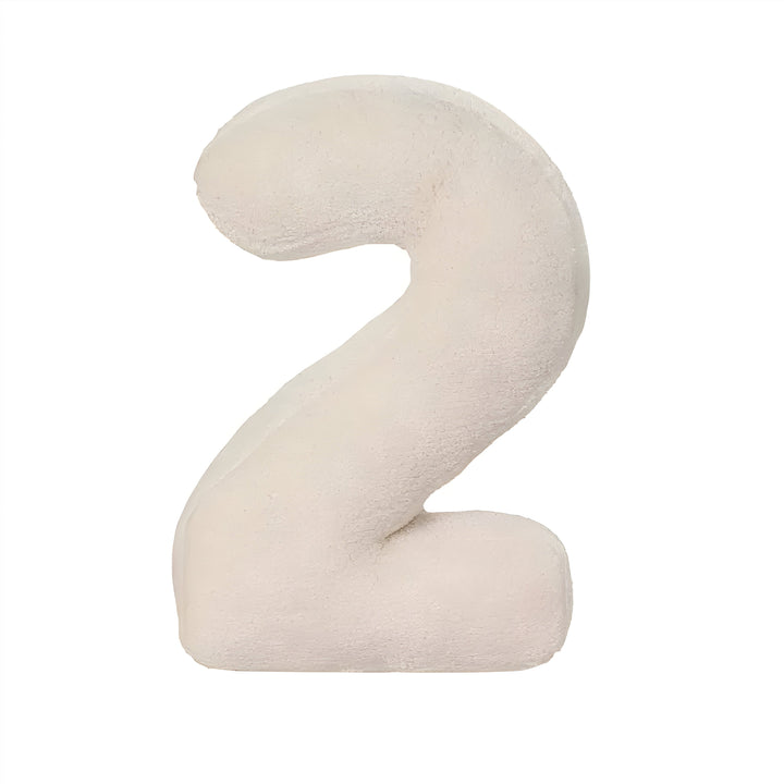 Coussin Lettre en Peluche Personnalisable - Accent Décoratif Doux pour Canapé ou Chambre d'Enfant