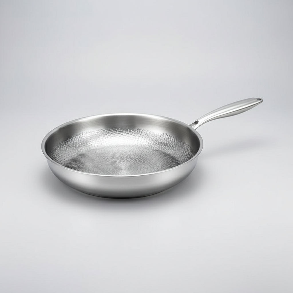 Poêle à Frire en Titane Martelé Antiadhésive pour Plaques à Induction et Cuisines Modernes