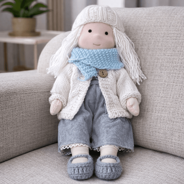 Poupée Waldorf Artisanale Fabriquée en Coton pour un Jeu Créatif