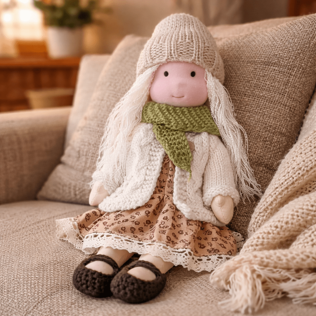 Poupée Waldorf Artisanale Fabriquée en Coton pour un Jeu Créatif