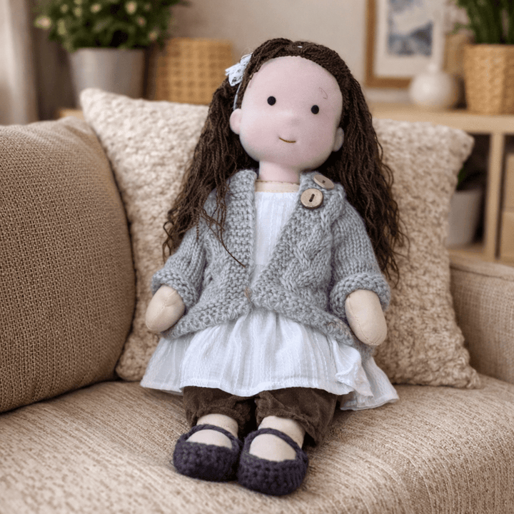 Poupée Waldorf Artisanale Fabriquée en Coton pour un Jeu Créatif