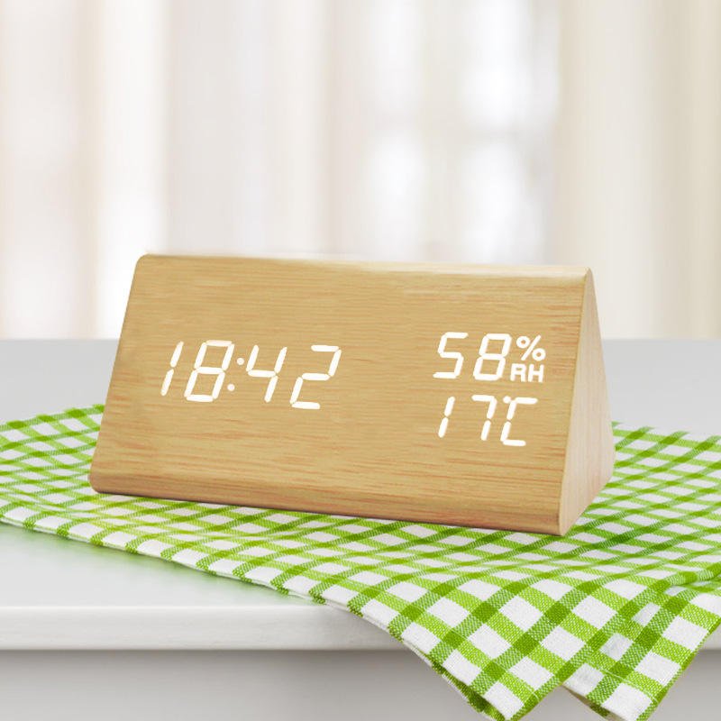 Horloge Numérique en Bois Simple avec Affichage de Température et Contrôle de Lumière