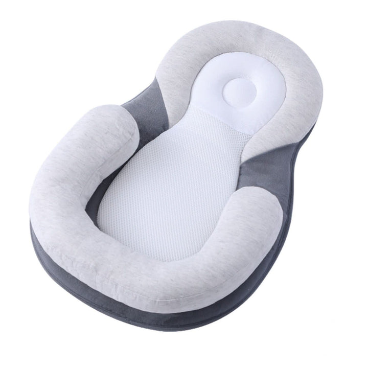 Coussin Ergonomique pour Bébé – Solution de Sommeil Sûre pour Nourrissons