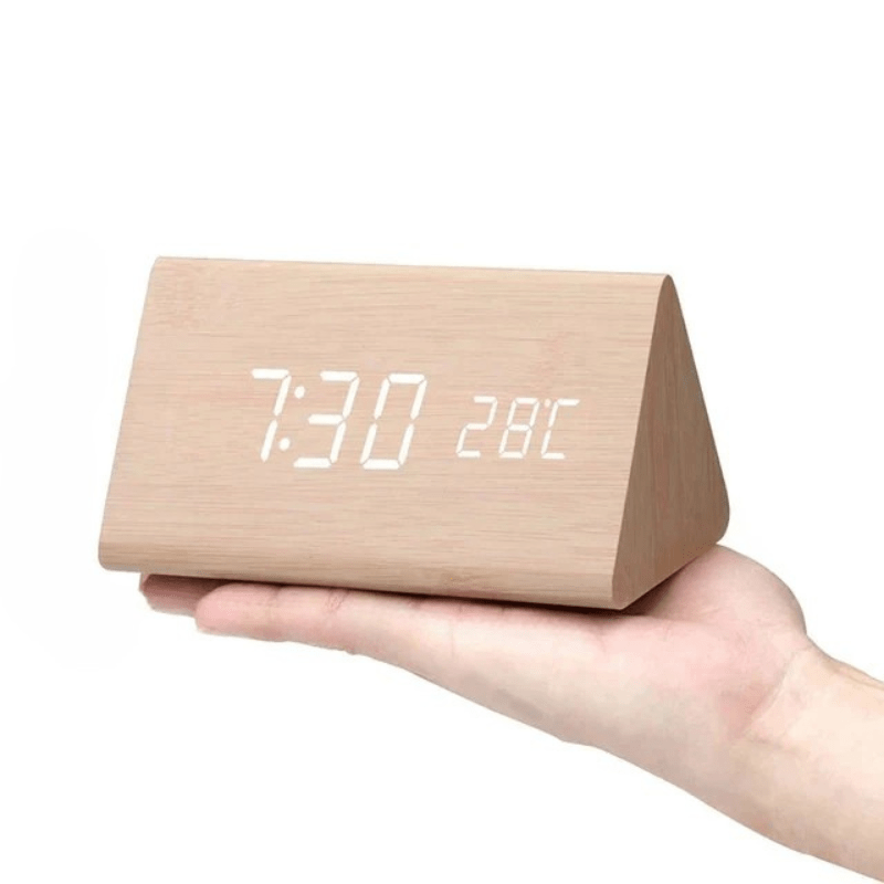 Horloge en Bois LED avec Contrôle Vocal pour un Affichage du Temps Élégant