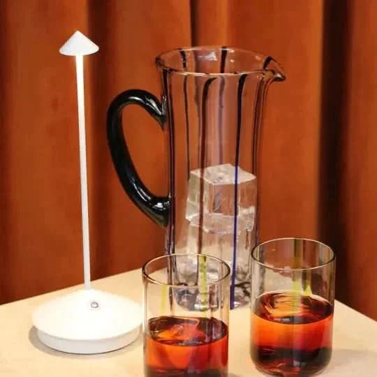 Projecteur sans fil étanche et dimmable - Idéal pour une utilisation intérieure et extérieure
